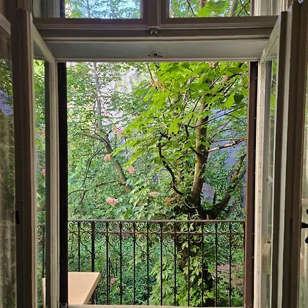 Hostel Ruin Budapeşte